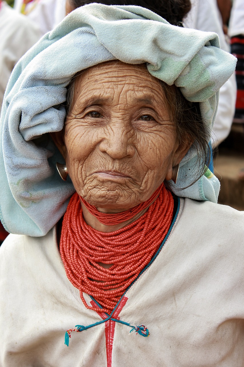 lua tribe, old, smile